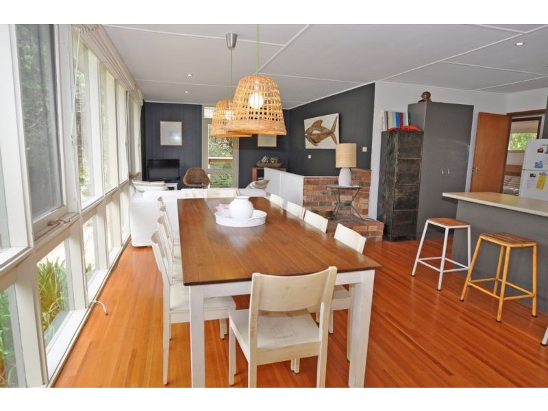 154 Surf Parade, Inverloch VIC 3996