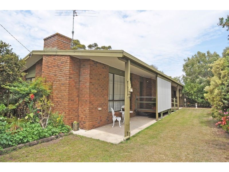 23 BIRD STREET, Inverloch VIC 3996