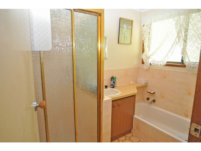 23 BIRD STREET, Inverloch VIC 3996