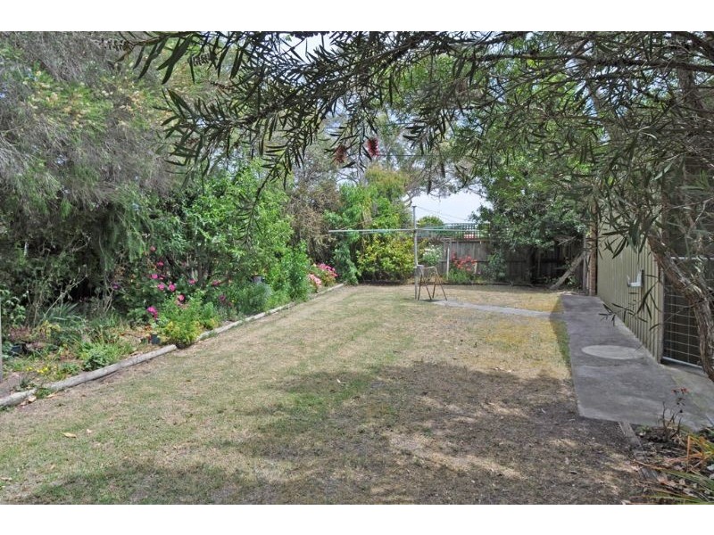 23 BIRD STREET, Inverloch VIC 3996