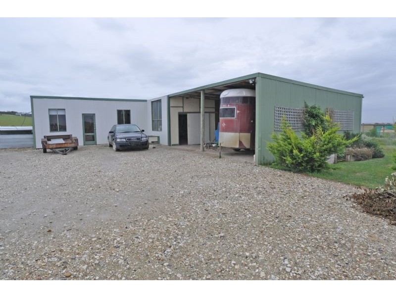 190 Powneys Road, Tarwin Lower VIC 3956