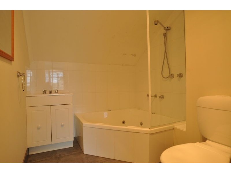 3/9 Meanderri Drive, Inverloch VIC 3996