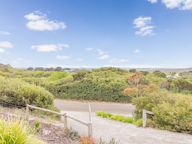 9 Moncur Court, Venus Bay VIC 3956