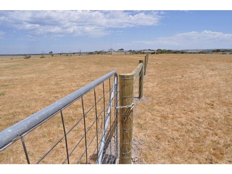 17a Anthonys Road, Wattle Bank VIC 3995