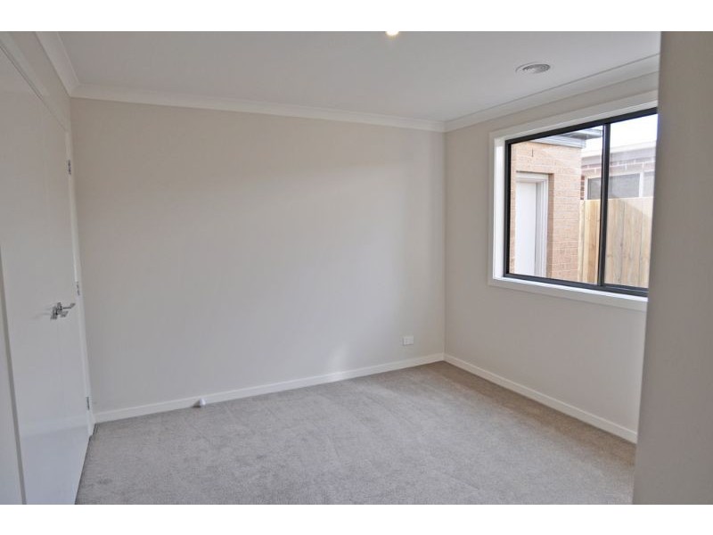 21 Hobson Place, Inverloch VIC 3996
