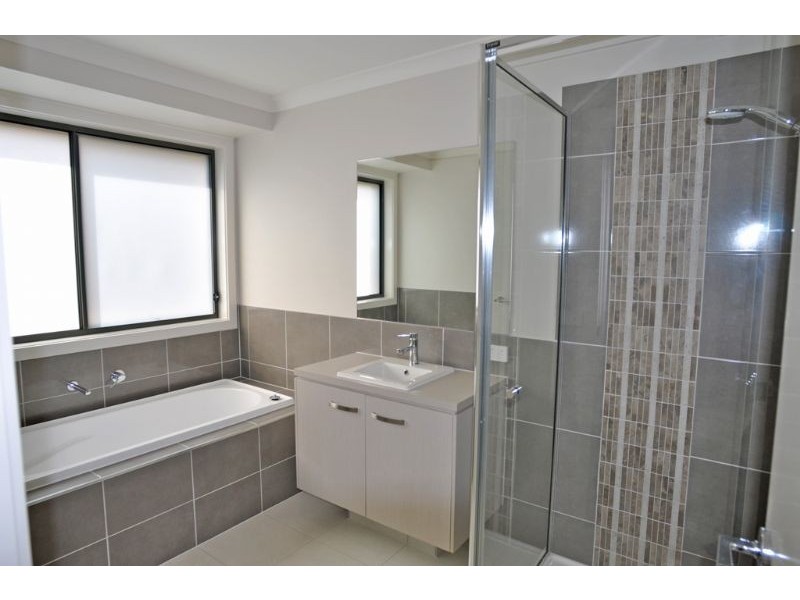 21 Hobson Place, Inverloch VIC 3996