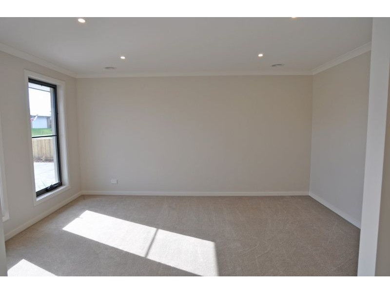 21 Hobson Place, Inverloch VIC 3996