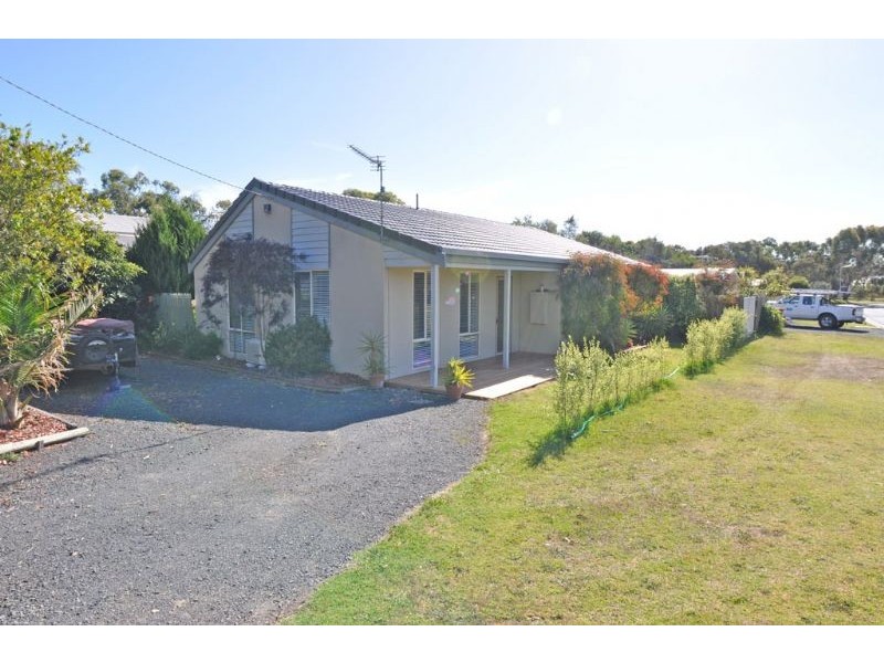 27 Cashin Street, Inverloch VIC 3996