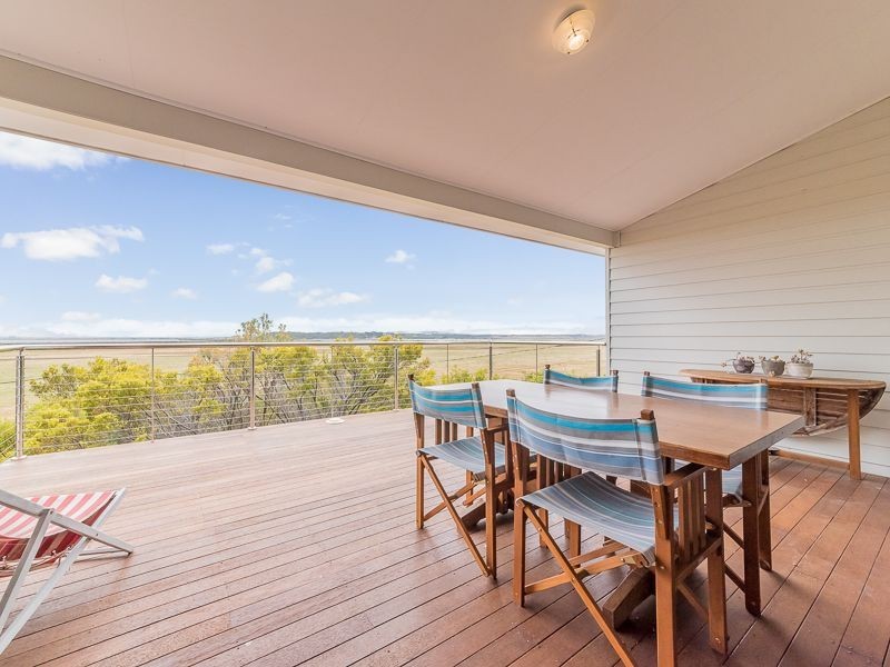61 Landscape Drive, Venus Bay VIC 3956