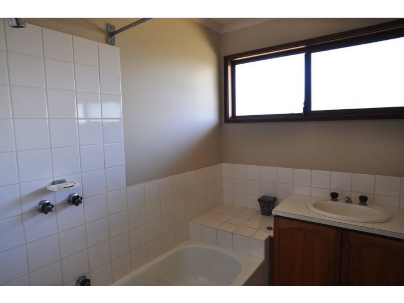 44  Freda Street, Inverloch VIC 3996