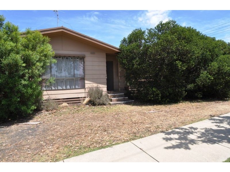 44  Freda Street, Inverloch VIC 3996