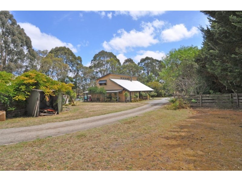40 Desmond Road, Wattle Bank VIC 3995