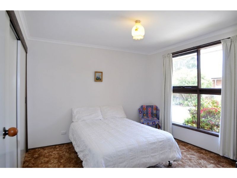 2/31 Powlett Street, Inverloch VIC 3996