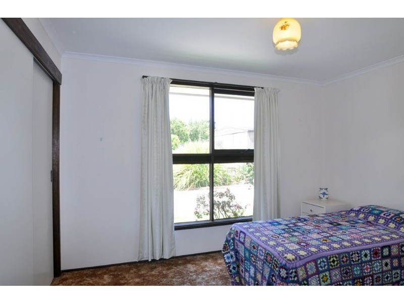 2/31 Powlett Street, Inverloch VIC 3996