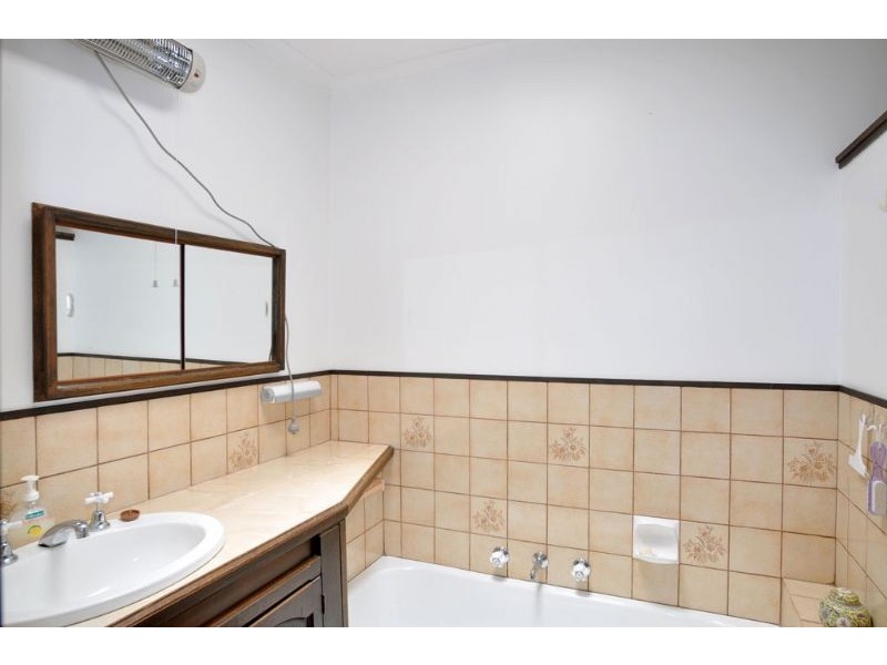 2/31 Powlett Street, Inverloch VIC 3996