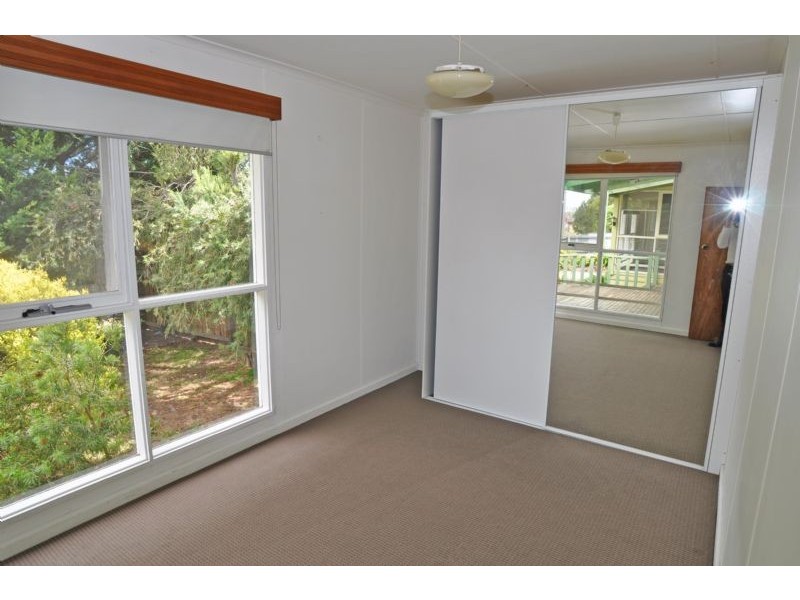 19 Darling Avenue, Inverloch VIC 3996