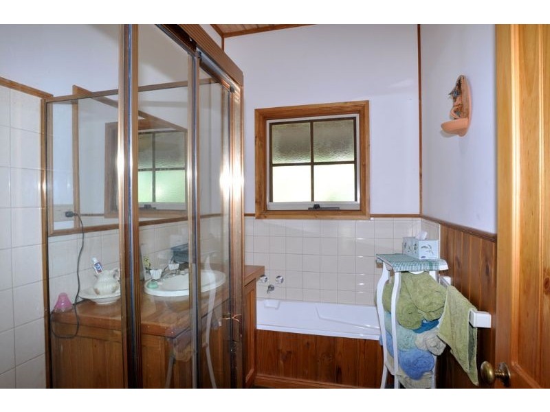 20 Pennell Court, Wattle Bank VIC 3995