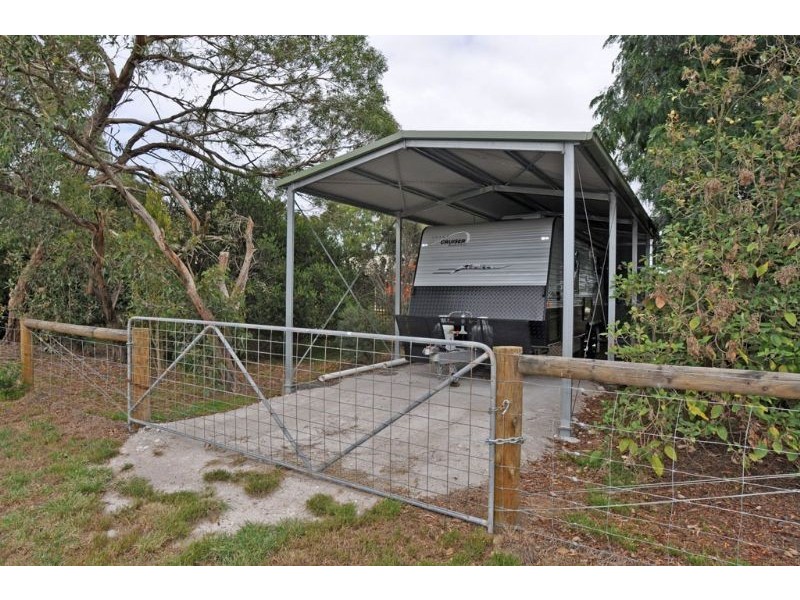 20 Pennell Court, Wattle Bank VIC 3995