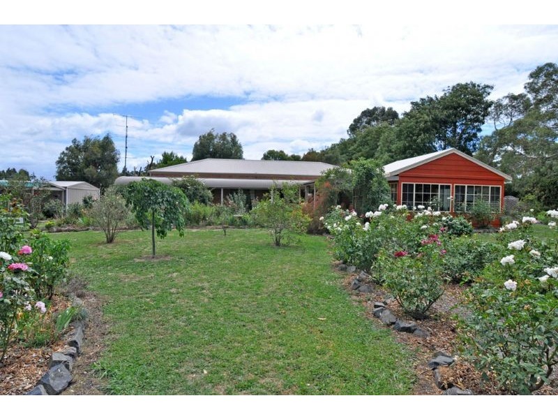 20 Pennell Court, Wattle Bank VIC 3995