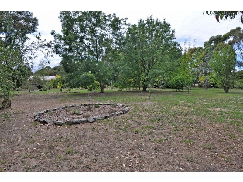 20 Pennell Court, Wattle Bank VIC 3995