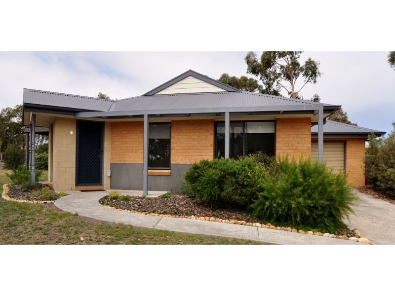 1/99 Cashin Street, Inverloch VIC 3996