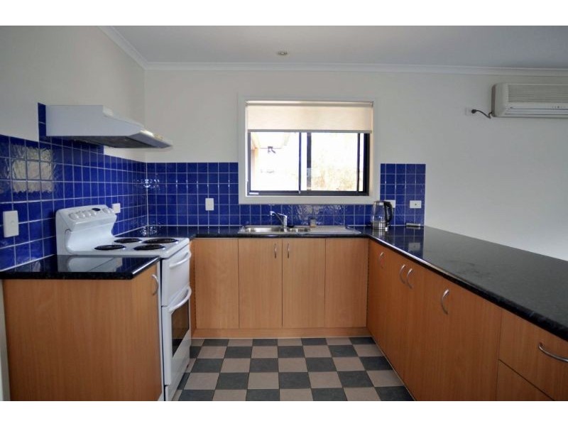 1/99 Cashin Street, Inverloch VIC 3996