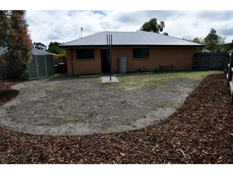1/99 Cashin Street, Inverloch VIC 3996