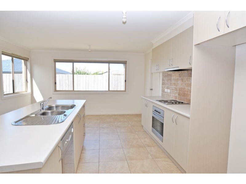 20 Artisan Way, Inverloch VIC 3996