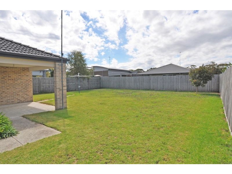 20 Artisan Way, Inverloch VIC 3996