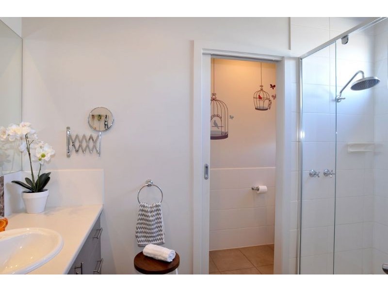 10 Surrey Place, Inverloch VIC 3996