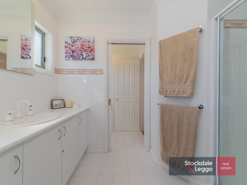 8a Beilby Avenue, Inverloch VIC 3996