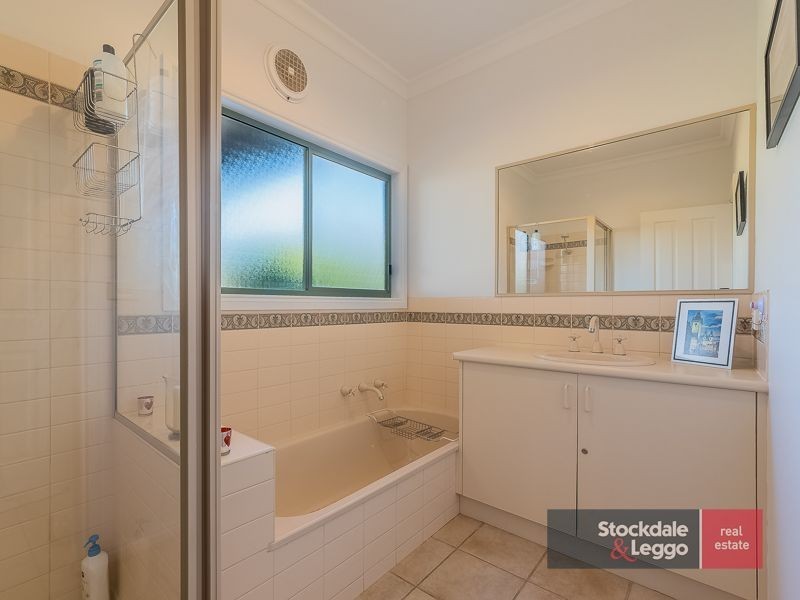 8a Beilby Avenue, Inverloch VIC 3996