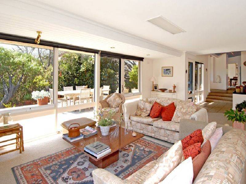 20 Ti-Tree Avenue, Blairgowrie VIC 3942