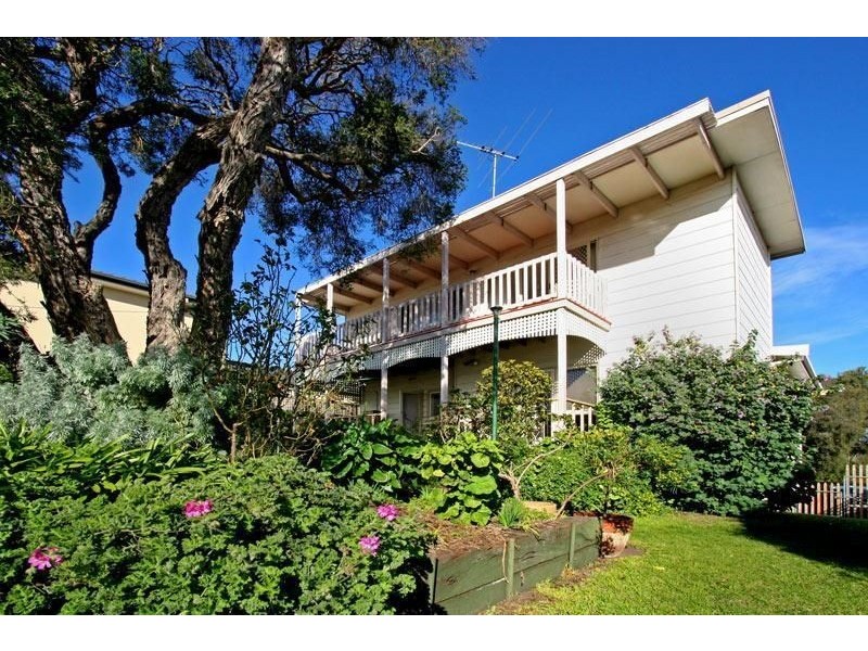 6 Sinclair Avenue, Rye VIC 3941