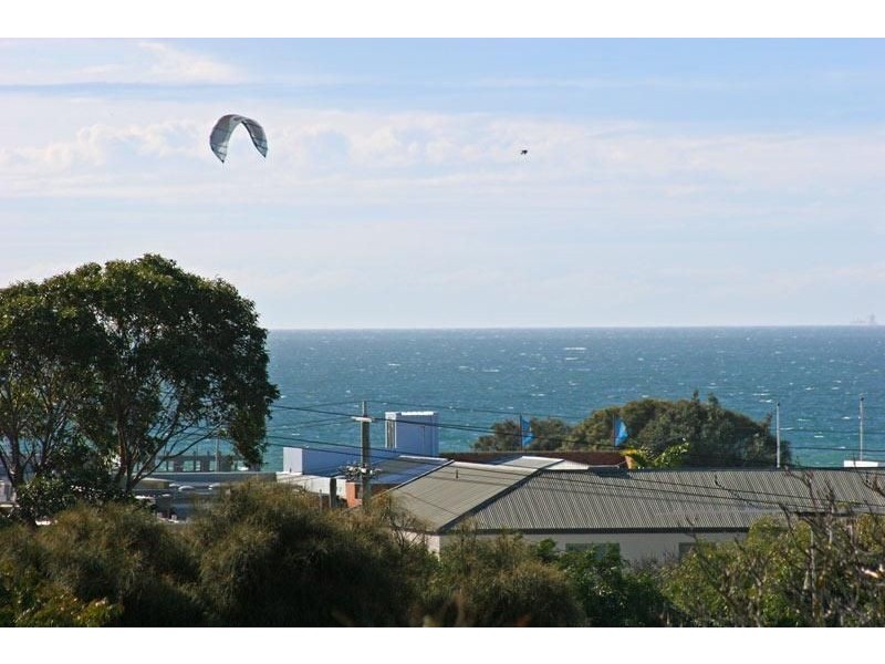 6 Sinclair Avenue, Rye VIC 3941