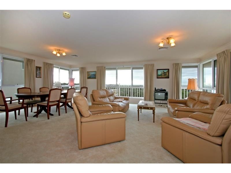 2685 Point Nepean Road, Rye VIC 3941