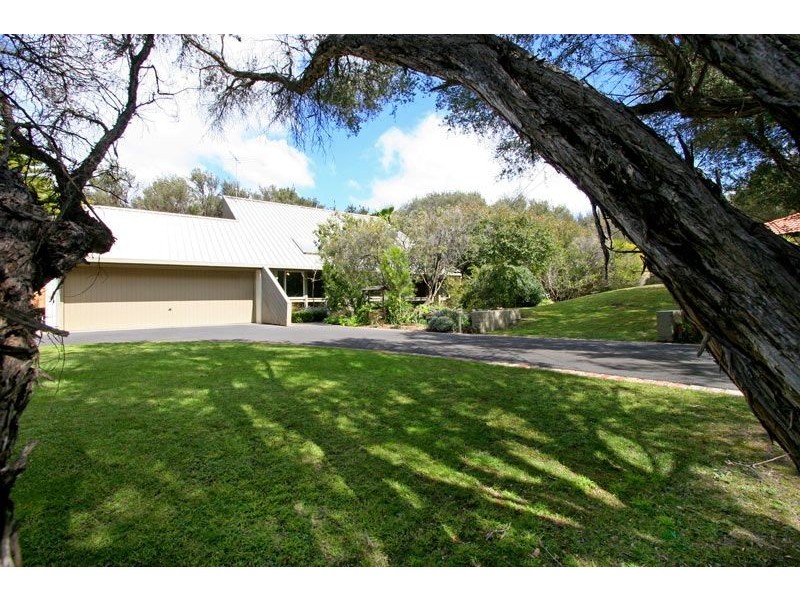 37  Bella Vista Drive, Tootgarook VIC 3941