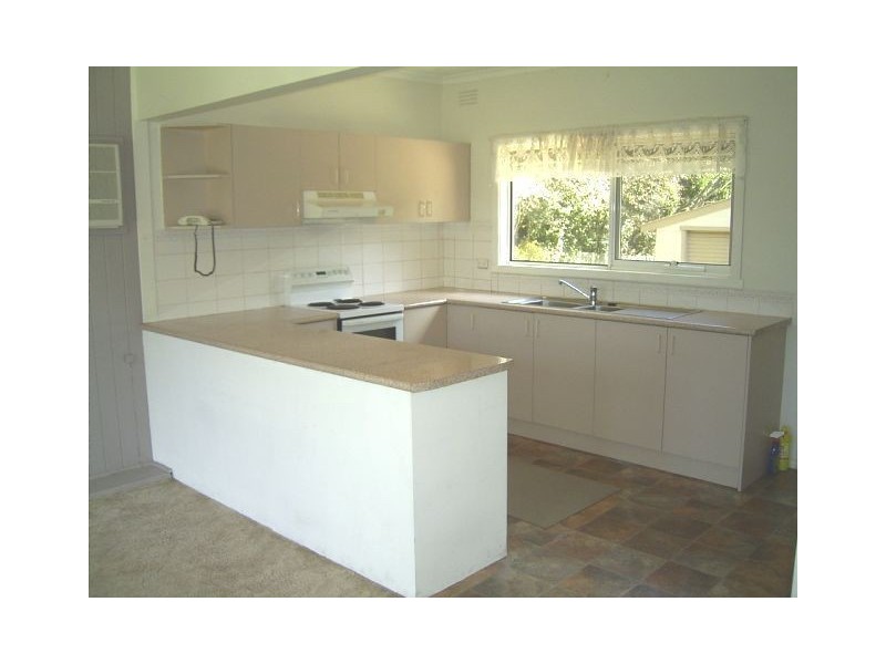 2 Stewart Street, Rye VIC 3941