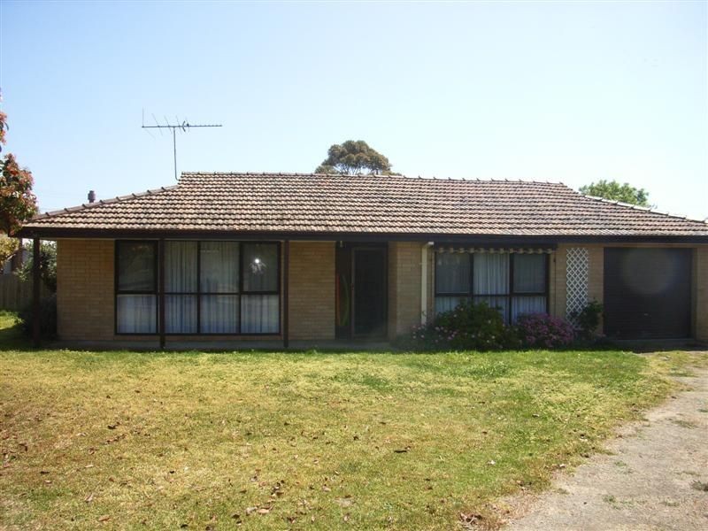 28 Meadow Avenue, Rye VIC 3941