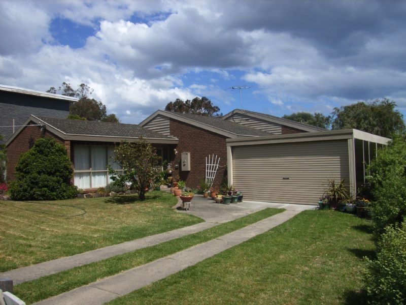 2 Sunshine Grove, Rye VIC 3941