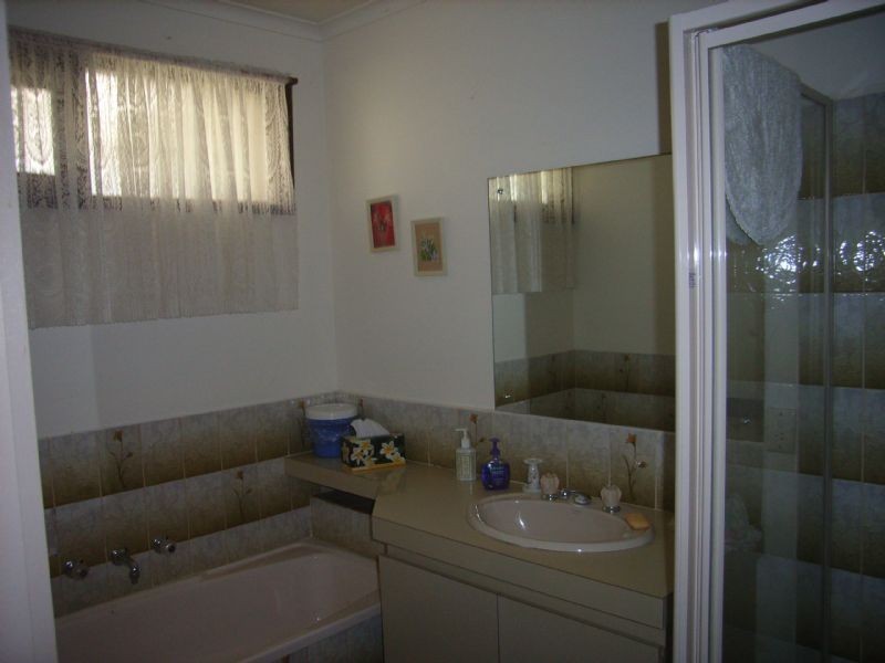 2 Sunshine Grove, Rye VIC 3941