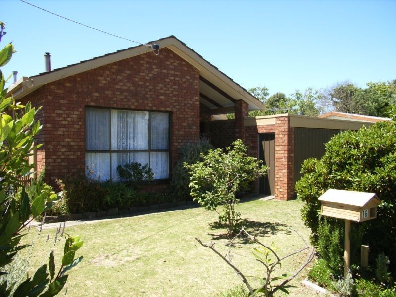 16 Carlton Court, Rye VIC 3941