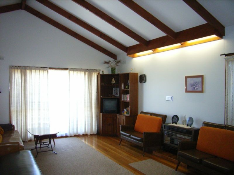 16 Carlton Court, Rye VIC 3941