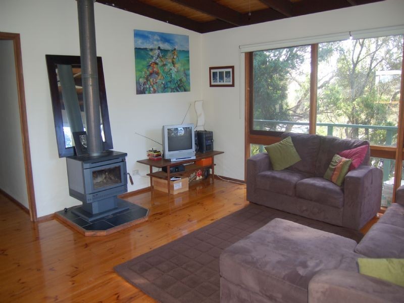 82 Valley Drive, Rye VIC 3941