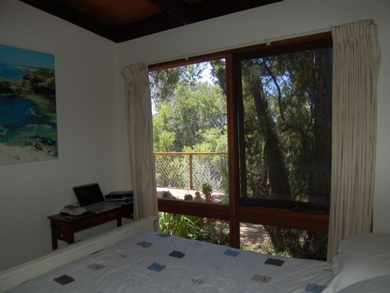 82 Valley Drive, Rye VIC 3941