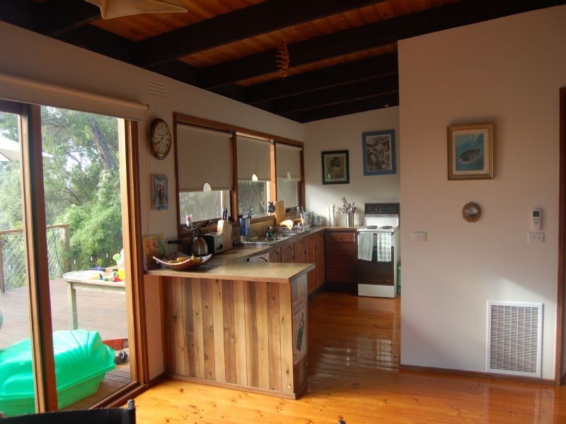 82 Valley Drive, Rye VIC 3941