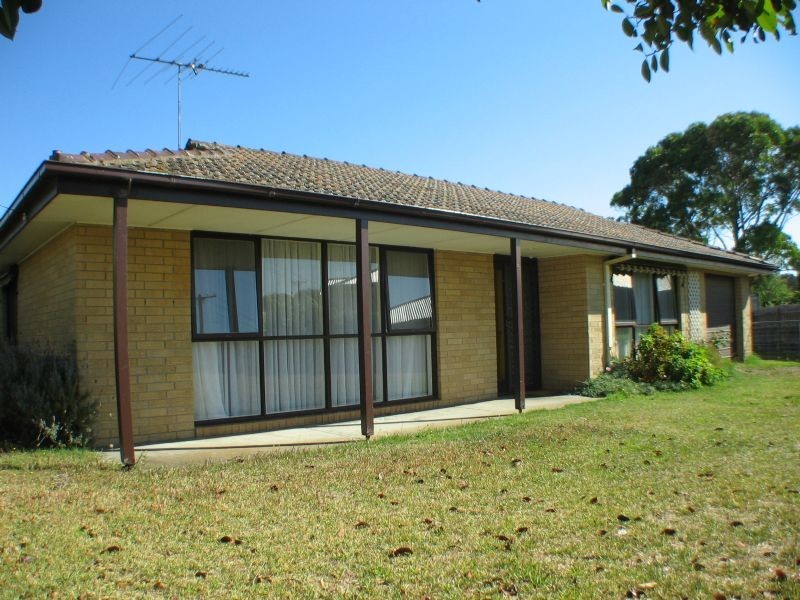 28 Meadow Avenue, Rye VIC 3941