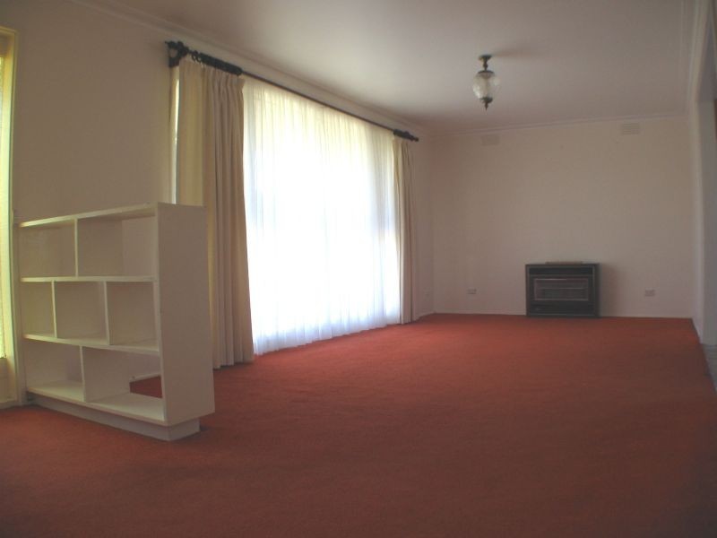 28 Meadow Avenue, Rye VIC 3941