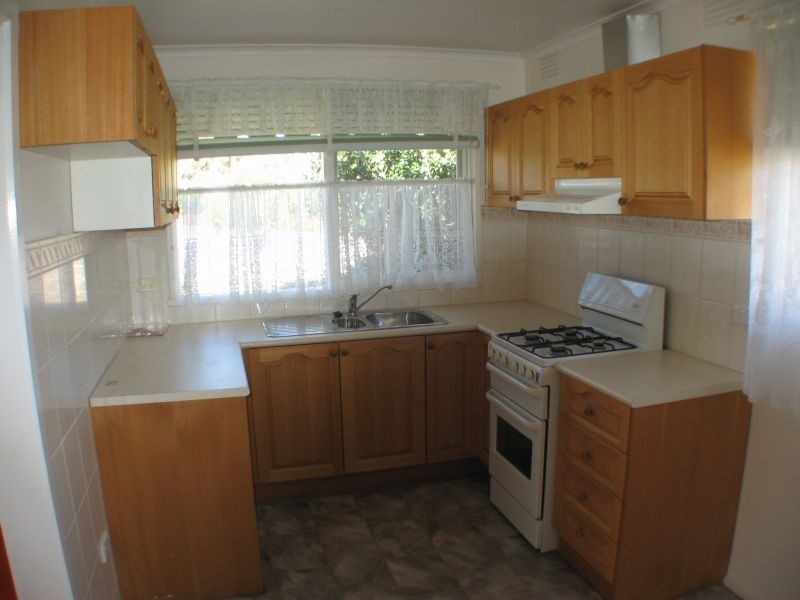 28 Meadow Avenue, Rye VIC 3941