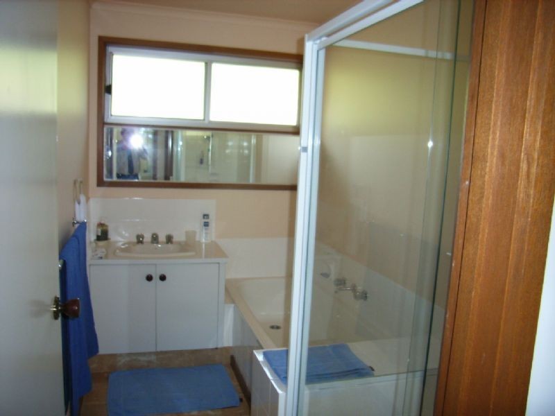 15 Ellesmere Street, Blairgowrie VIC 3942